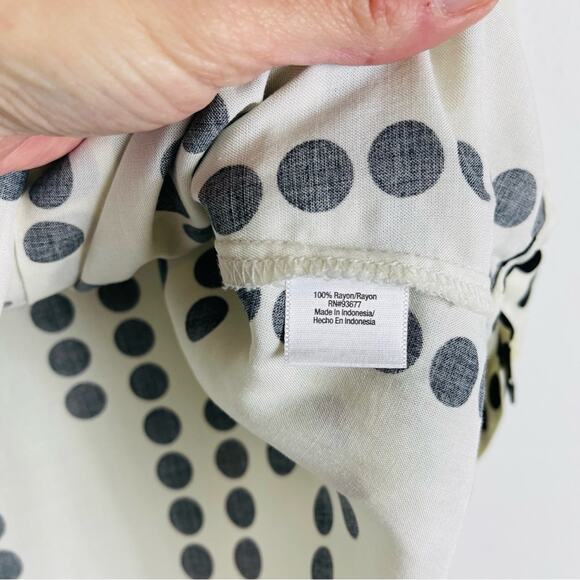 ANA cream black polka dot pleated preppy office button front blouse top medium - Picture 7 of 7